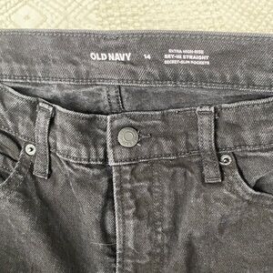Old Navy women’s black extra high rise sky-hi Slim Straight secret slim Jeans